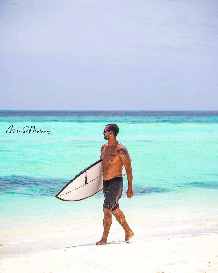 Molar Wave Hotel Himmafushi Exterior photo